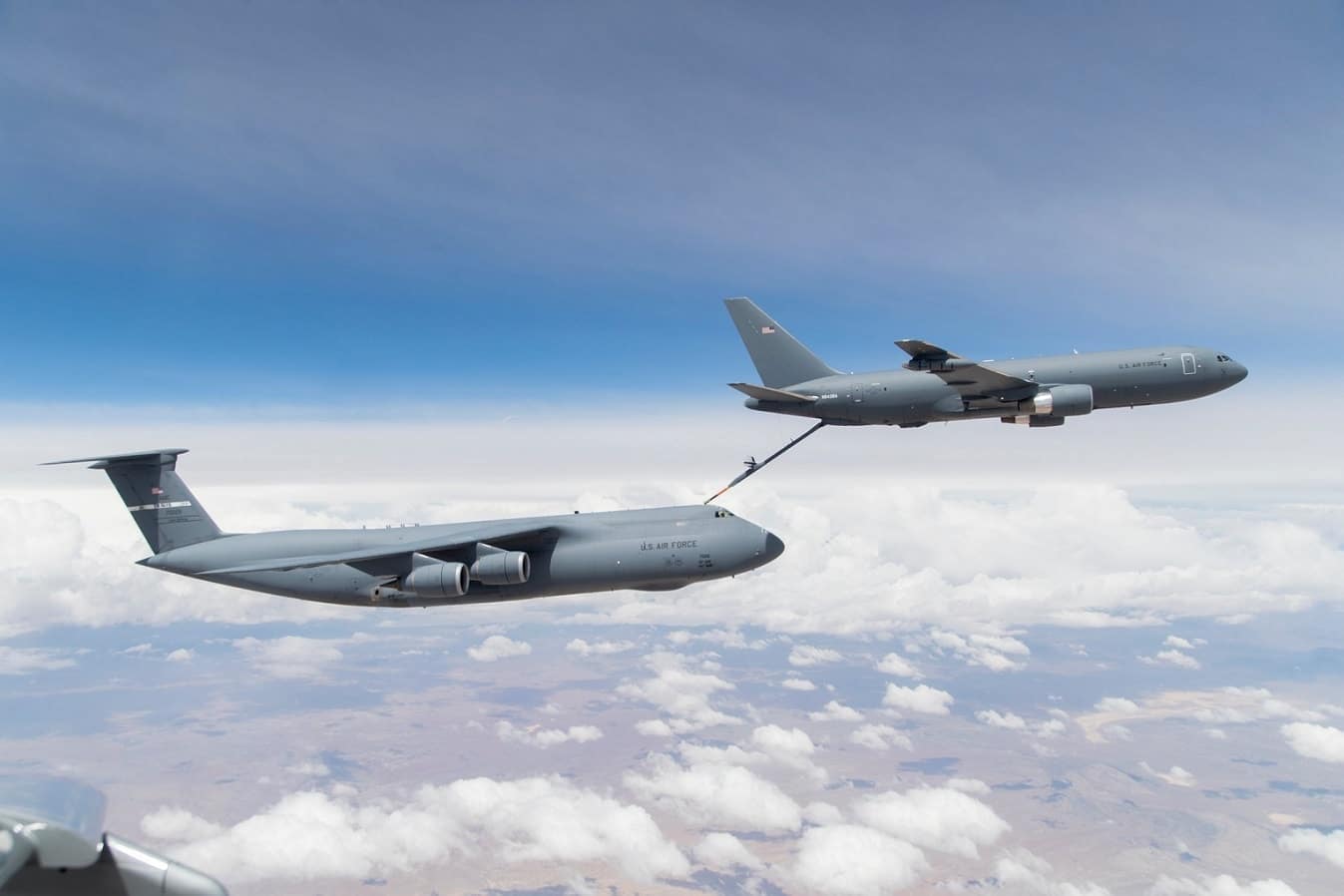 KC-46 ravitaille C-5M