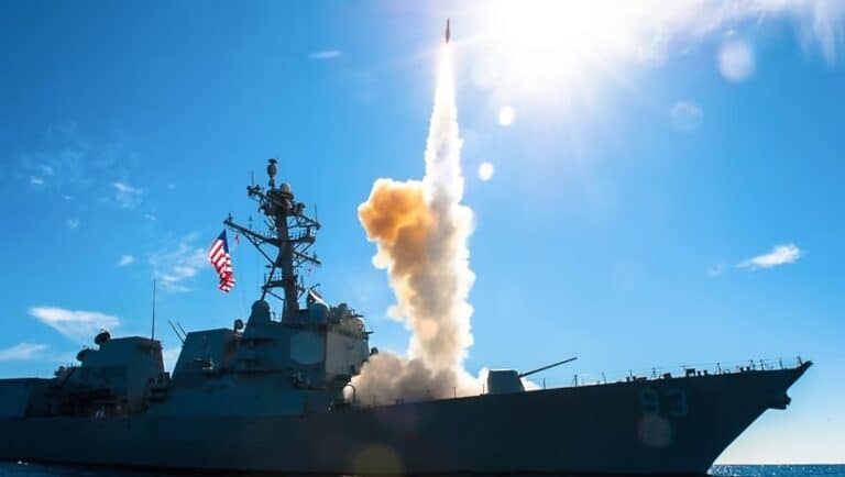 Lockheed-Martin va tester son Patriot PAC-3 MSE avec le système AEGIS