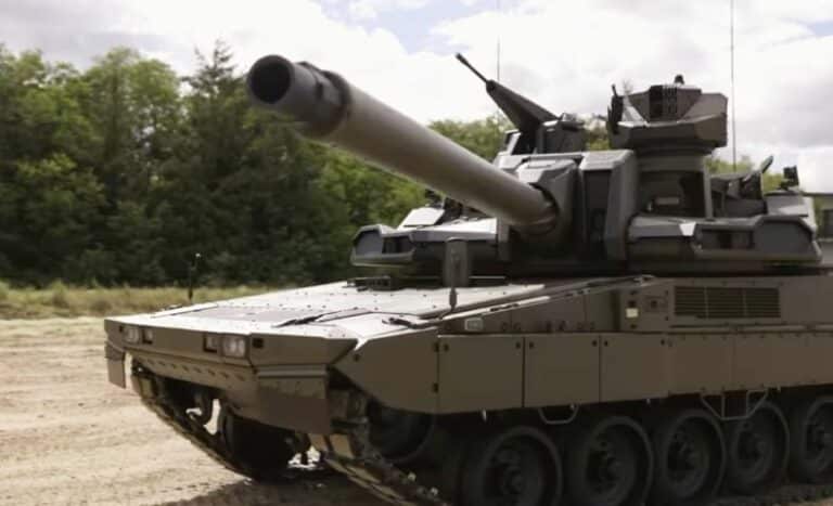 En appelant l’industrie de Défense française à prendre plus de risques, Sébastien Lecornu ne fait que la moitié du chemin.