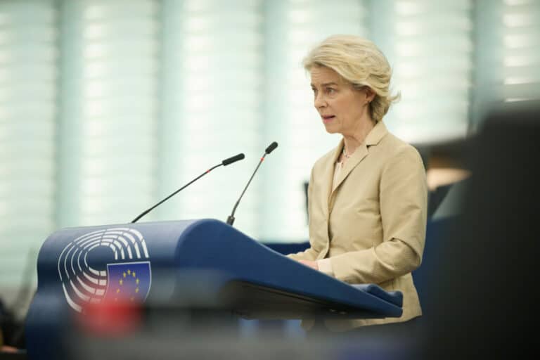En visant un effort de défense de 3,7 % PIB, la Commission européenne veut relever le défi russe