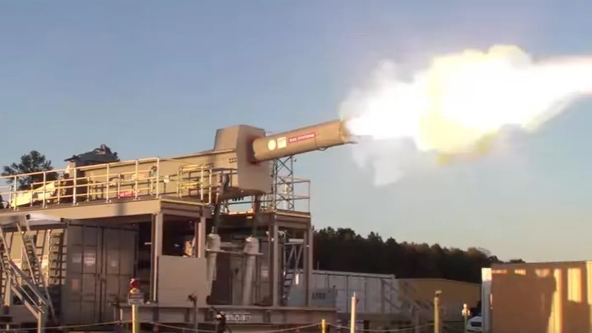 Obus hypersonique : l'US Army va-t-elle réussir là où l'US Navy a échoué en 2021 ? 3 Railgun test US Navy