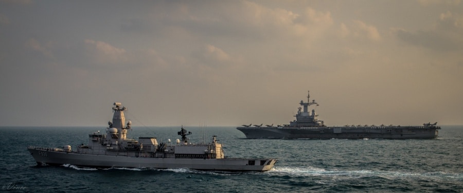 Frégate Léopold 1er escorte PAN Charles de Gaulle