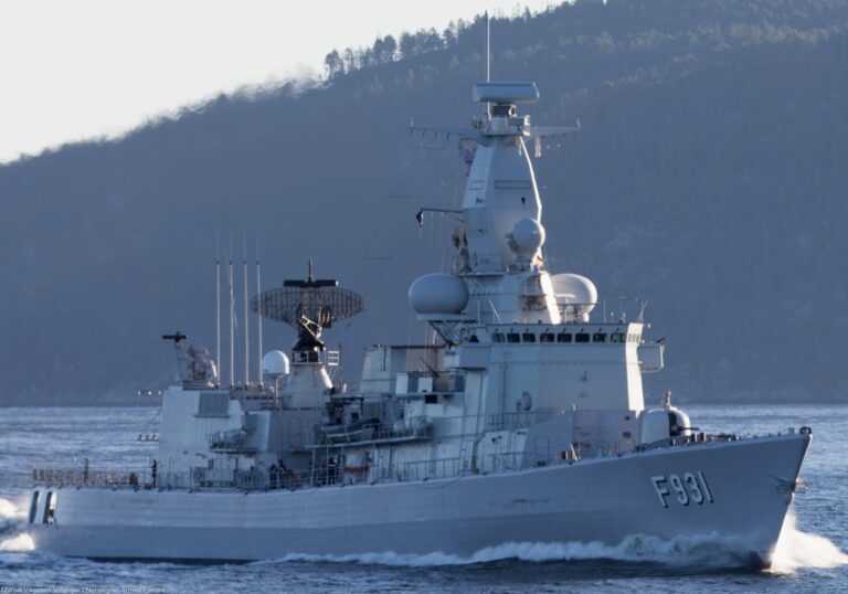 Belgická fregata Louise-Marie po incidente so streľbou odkladá svoje nasadenie v Červenom mori