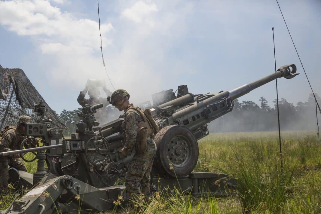 M982 Excalibur et M777 en Ukraine