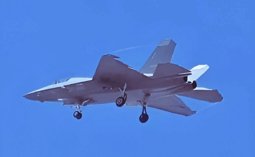 Tempo technologique chinois J-35 marine chinoise
