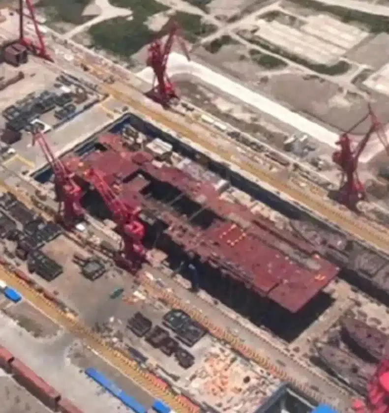 Type 076 construction