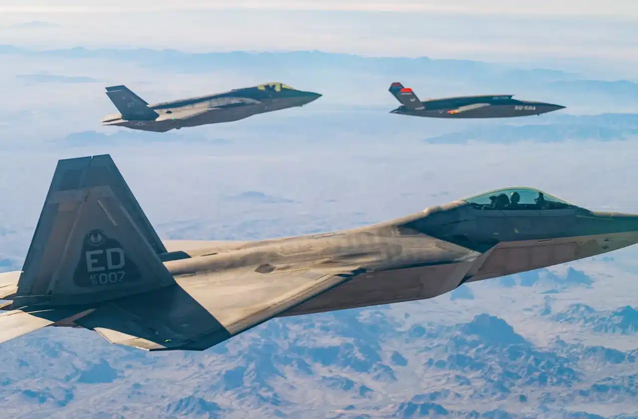 Lockheed Martin F-22 F-35A drone CCA XQ-58