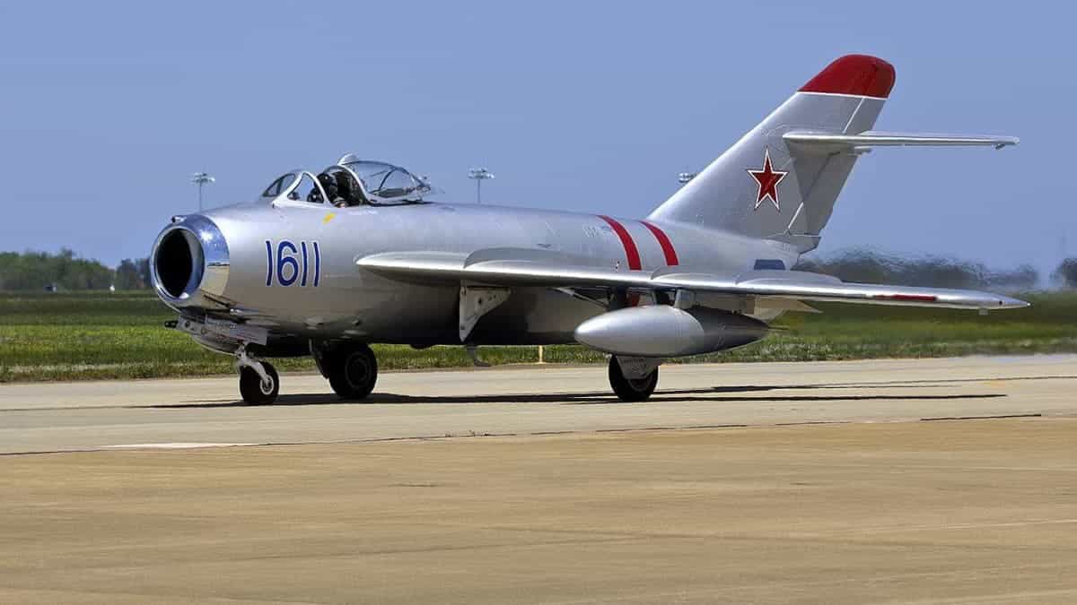 J-5 flotte de chasse nord-coréenne