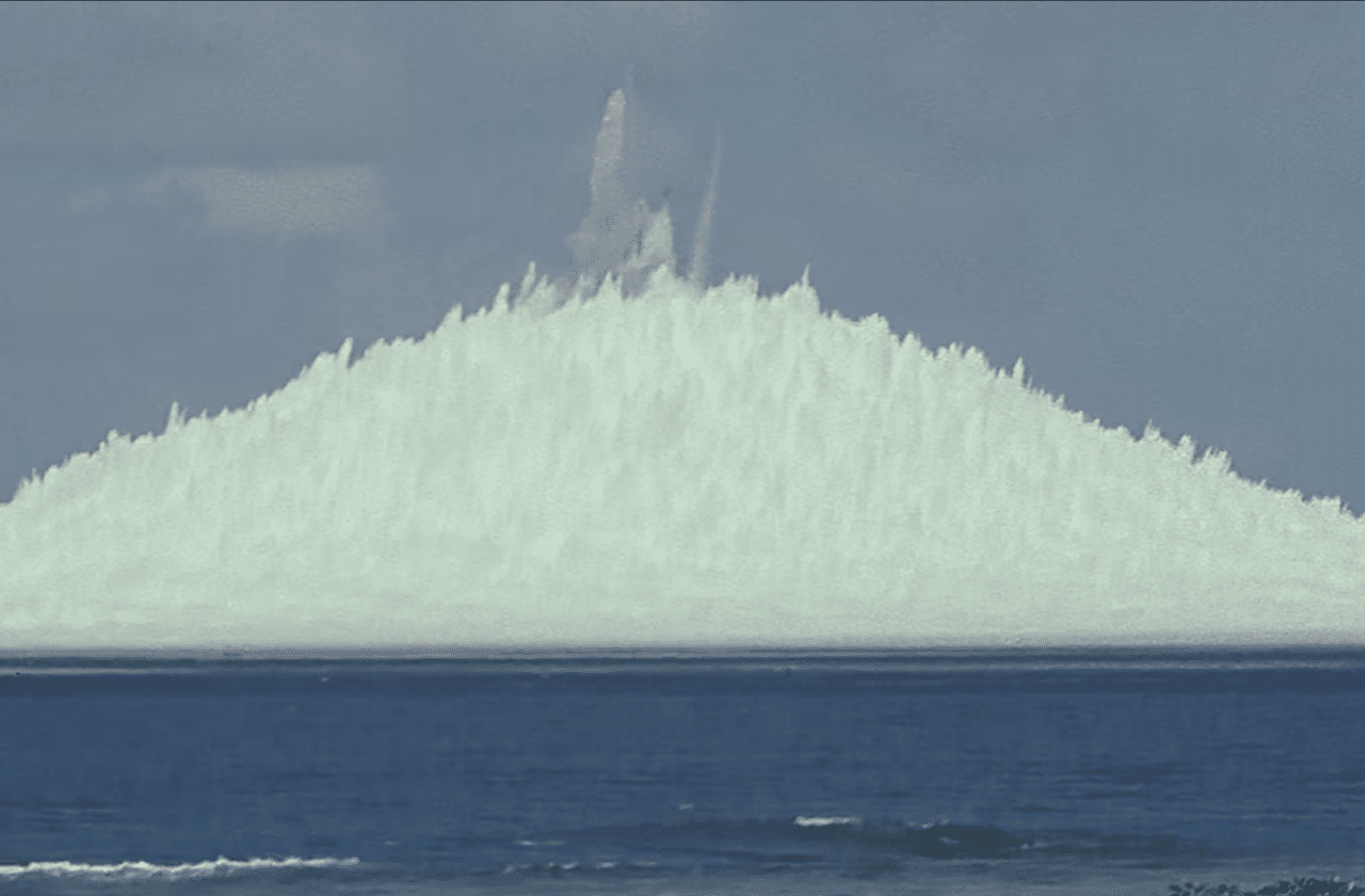 Explosion nucleaire sous-marine