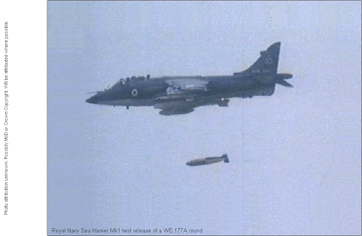 Bombe nucléaire WE.177 Sea Harrier