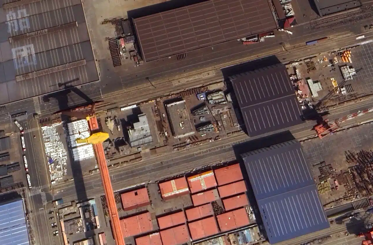 Module porte-avions chinois Dalian