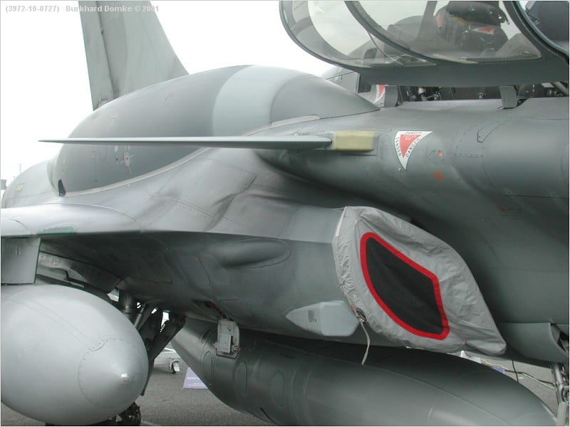 Rafale reservoirs conformes 2001