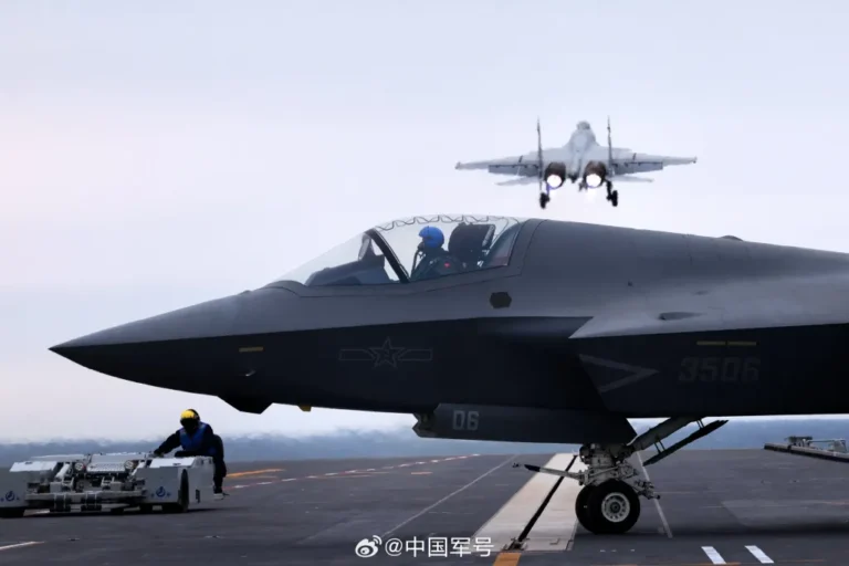 [ACTU] Le porte-avions Fujian lance son groupe aérien embarqué avec ses catapultes électromagnétiques