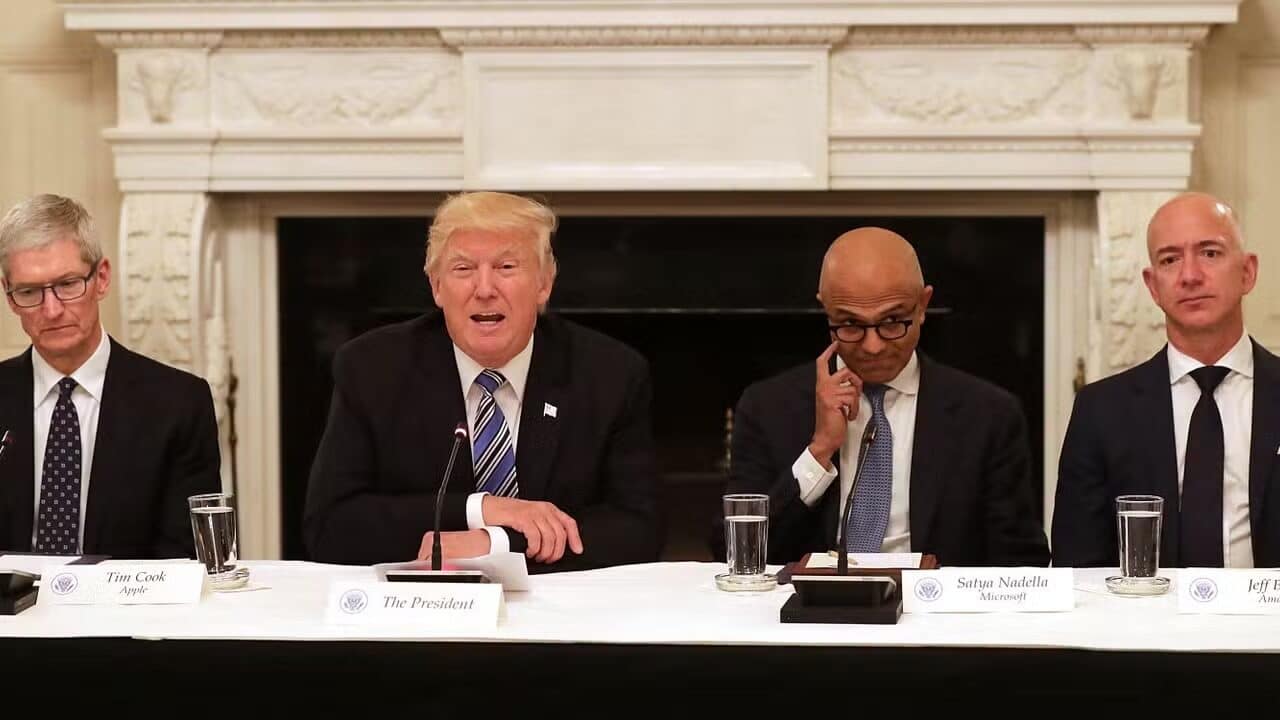 trump cook bezos Pichoi