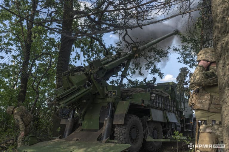 [Actu] Obusiers de 105 mm et mortiers de 120 mm: pourquoi la Pologne mise sur l’appui-feu 10–20 km