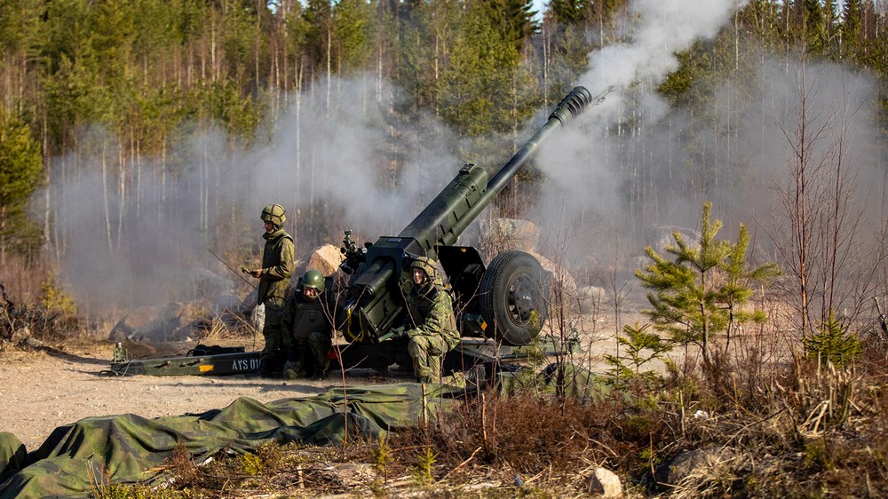 Finnish 122mm H63 howitzer