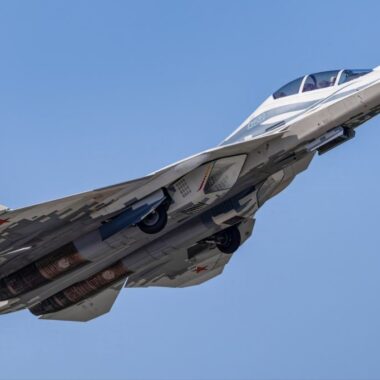 渇き('57インド) インドに36〜60機のSu-57Eを提案──ロシア、規模を縮小し市場残留を優先