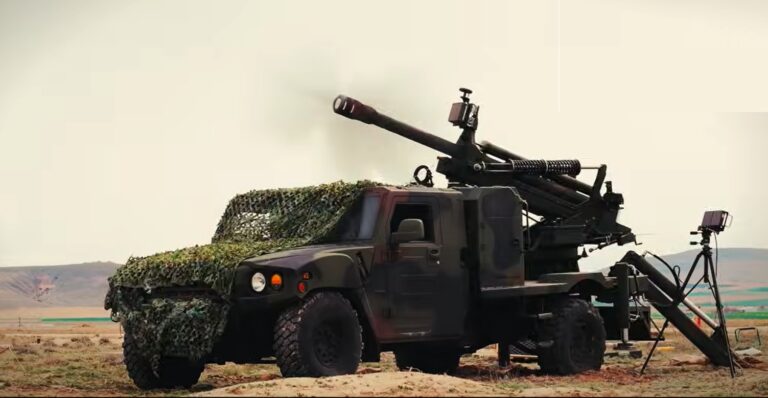 The Turkish company MKE presents the URAN, a 105mm howitzer on a 4x4 vehicle, to a huge global market.